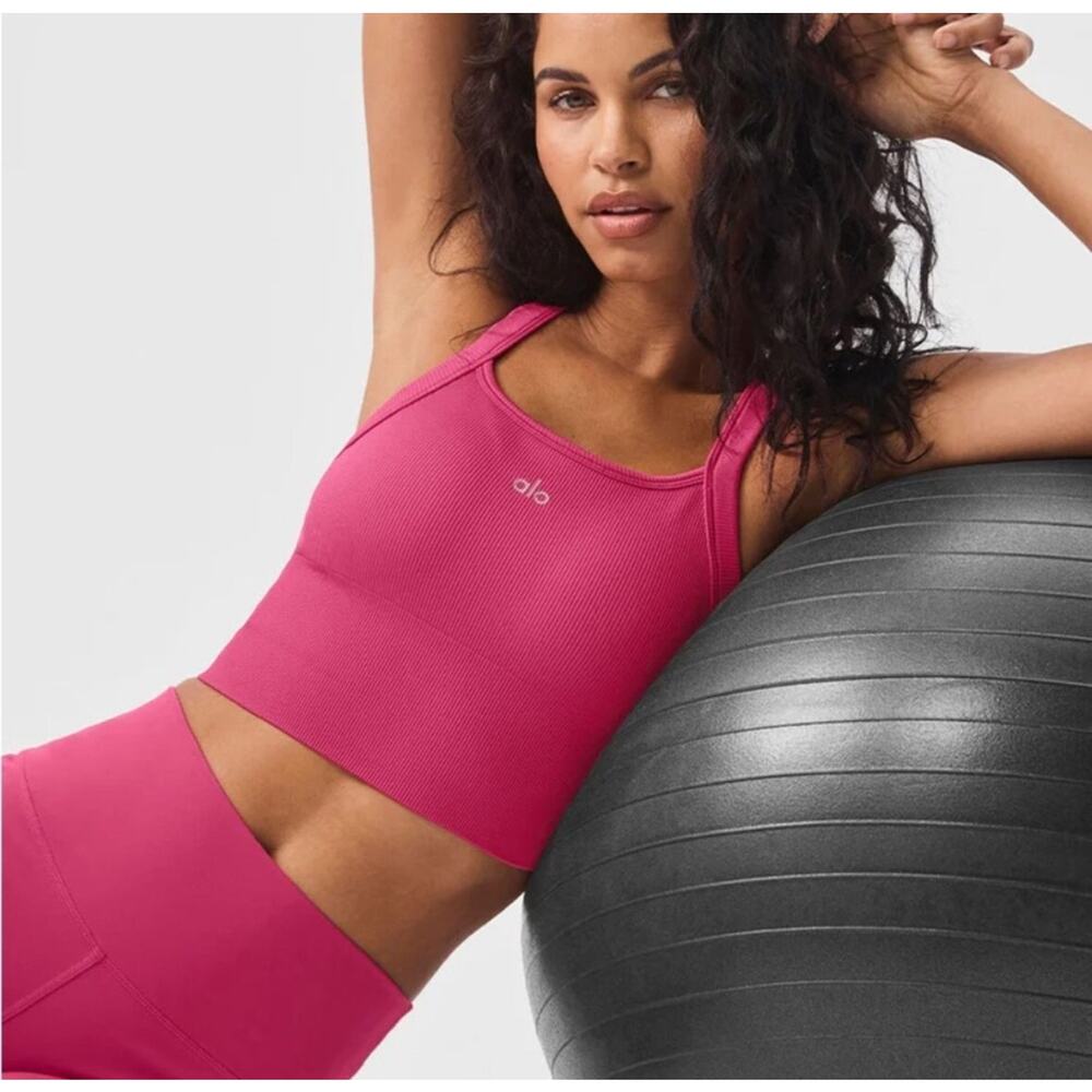 Alo Sports Bra Womens Small Pink Summer Ribbed Favorite Tank Yoga Seamless Gym - Picture 9 of 11